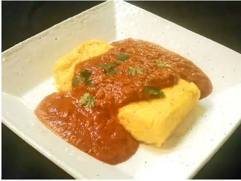 チーズオムレツ（キーマカレーソース）